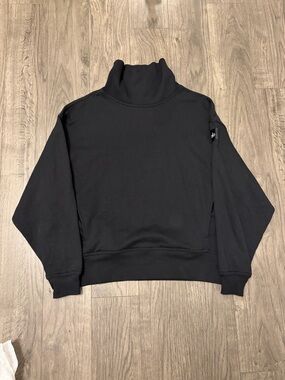 Alo Men's Black Turtleneck Sweatshirt